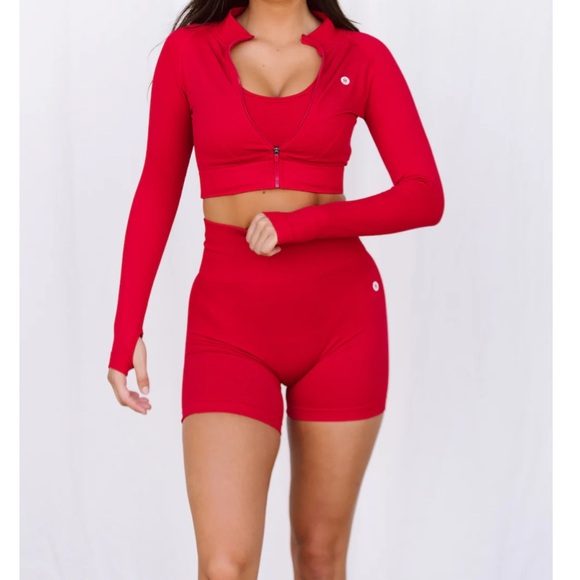 🍒 Astoria Velocity Set – Cherry Shorts & Zip-Up Jacket ✨❤️ - Picture 1 of 12